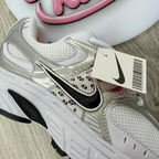 NIKE V5K RNR