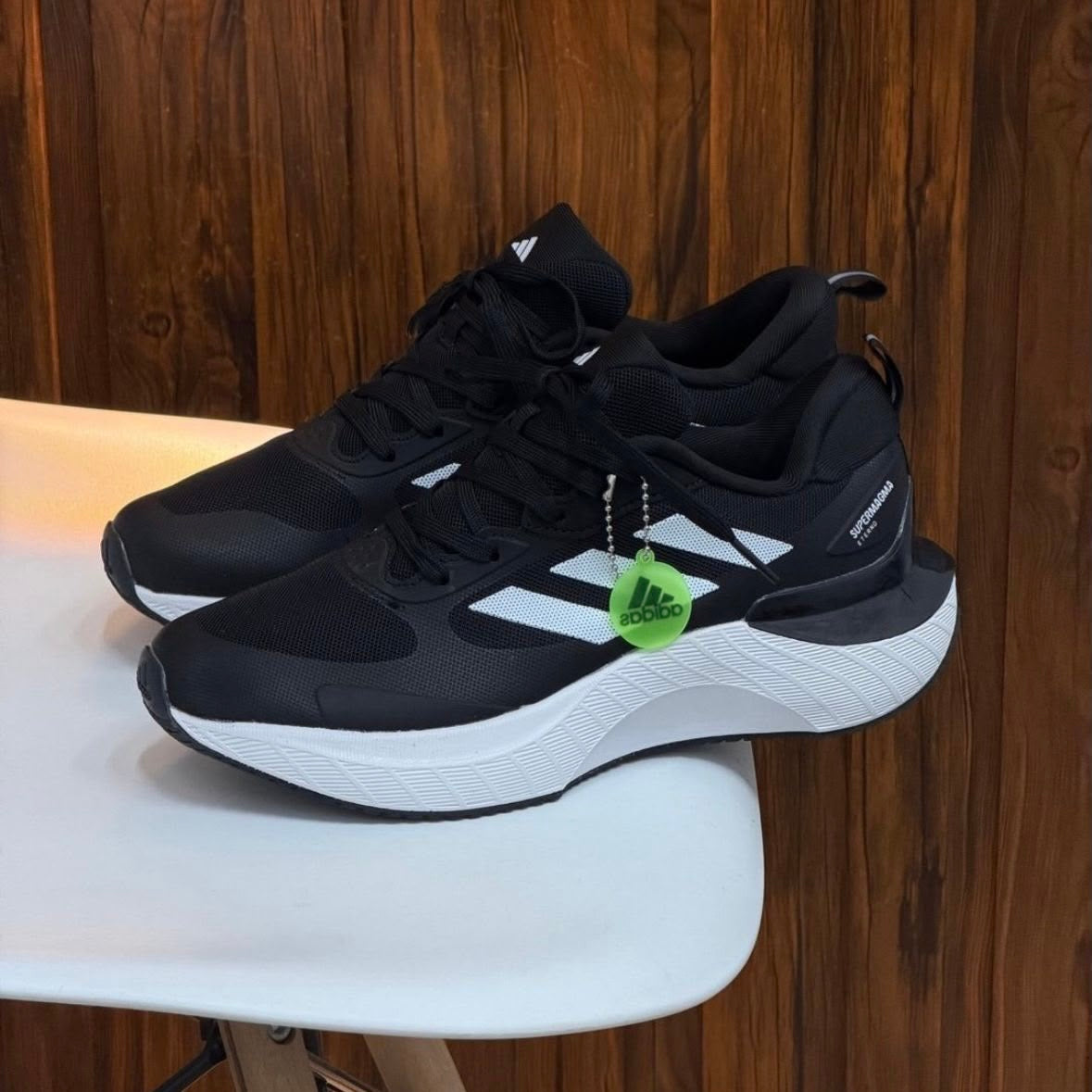 ADIDAS SUPERMAGNA
