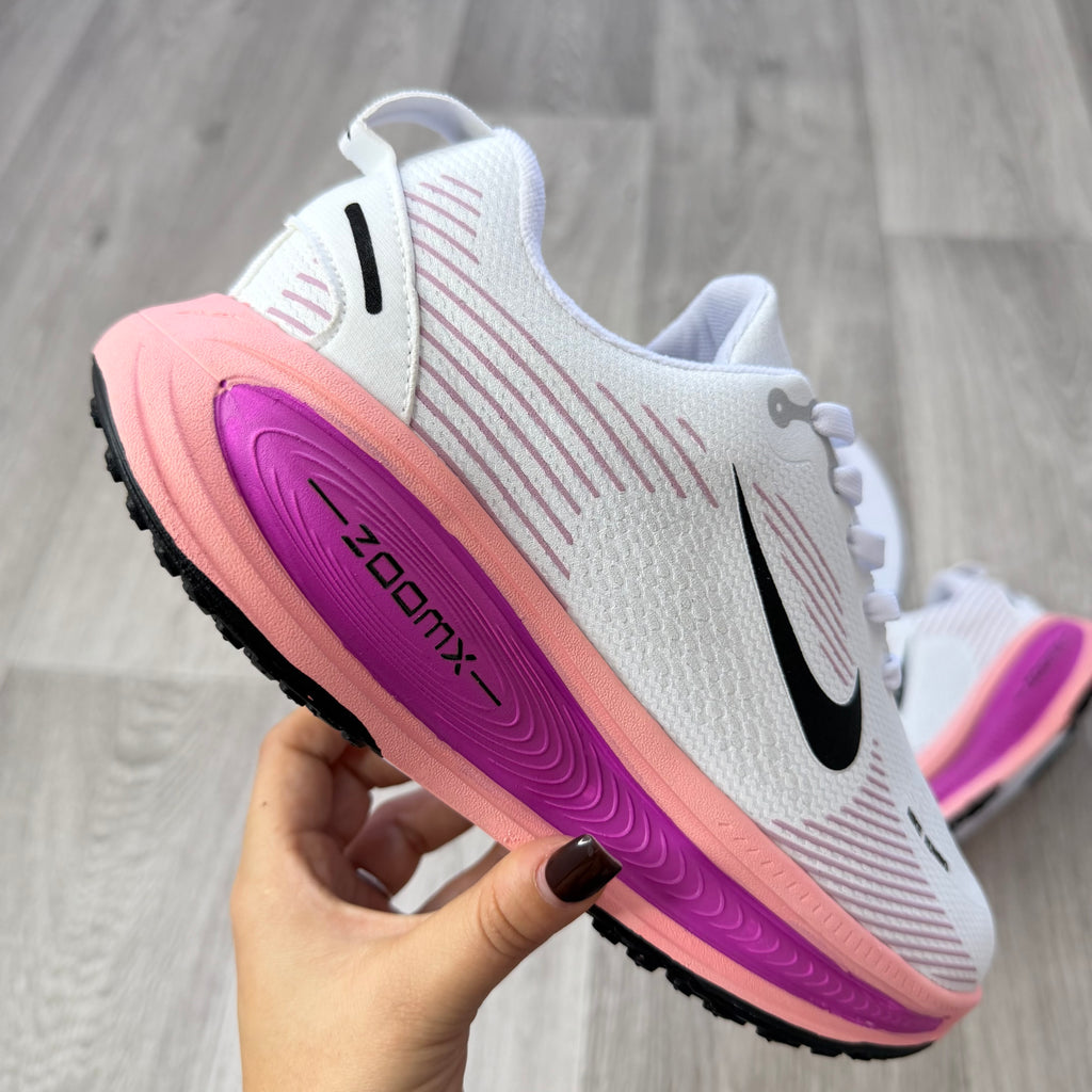 NIKE VOMERO PLUS