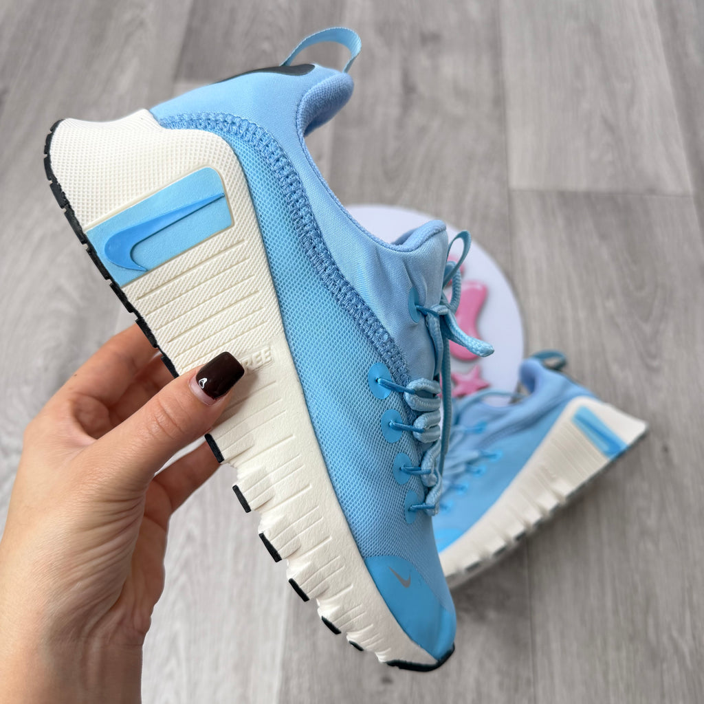NIKE METCON FREE