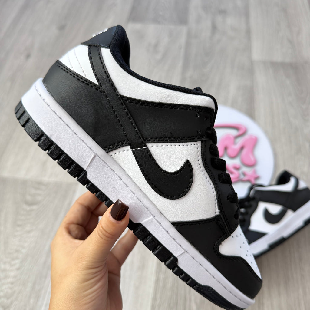 NIKE SB DUNK