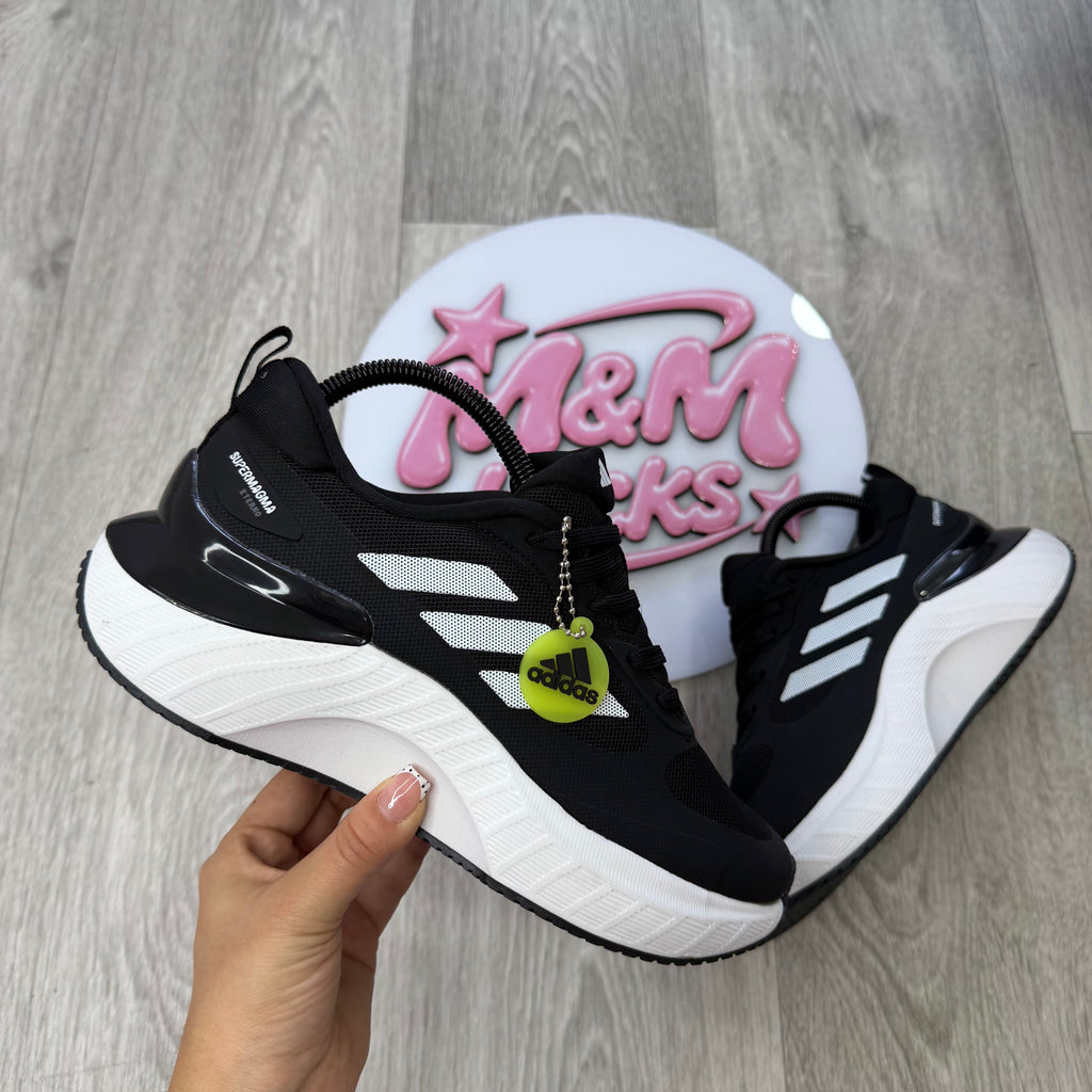 ADIDAS SUPERMAGNA