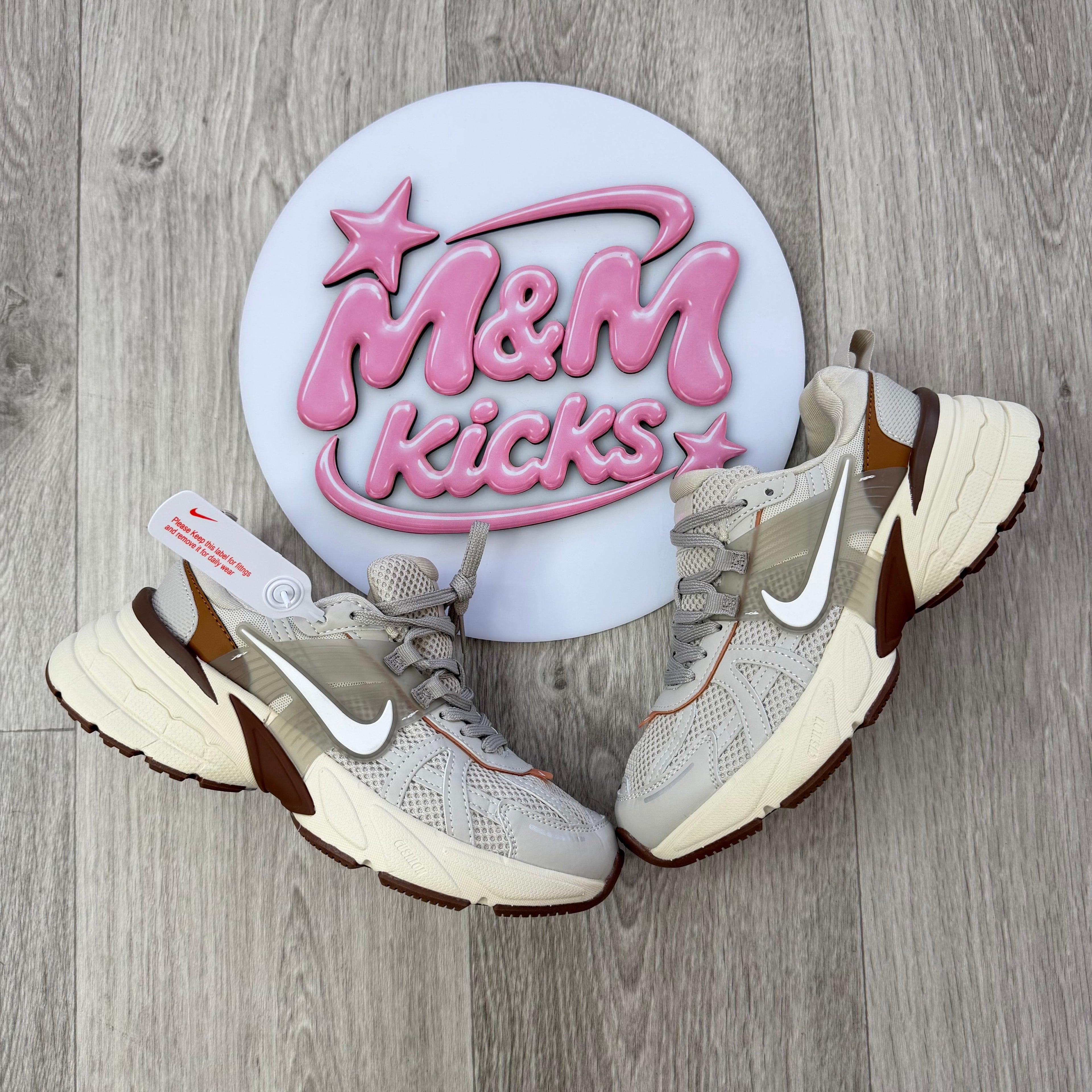 NIKE V2K RUN
