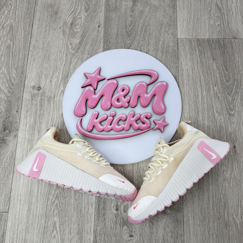 NIKE METCON FREE