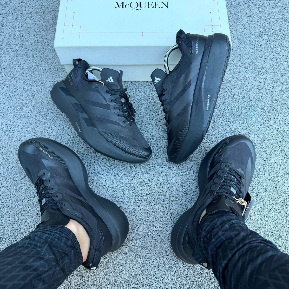 ADIZERO EVO SL