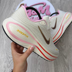 NIKE VOMERO PLUS