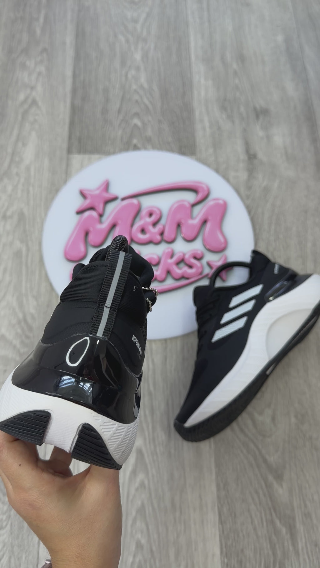 ADIDAS SUPERMAGNA