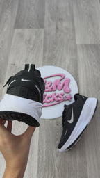 NIKE VOMERO PLUS - NEGRO